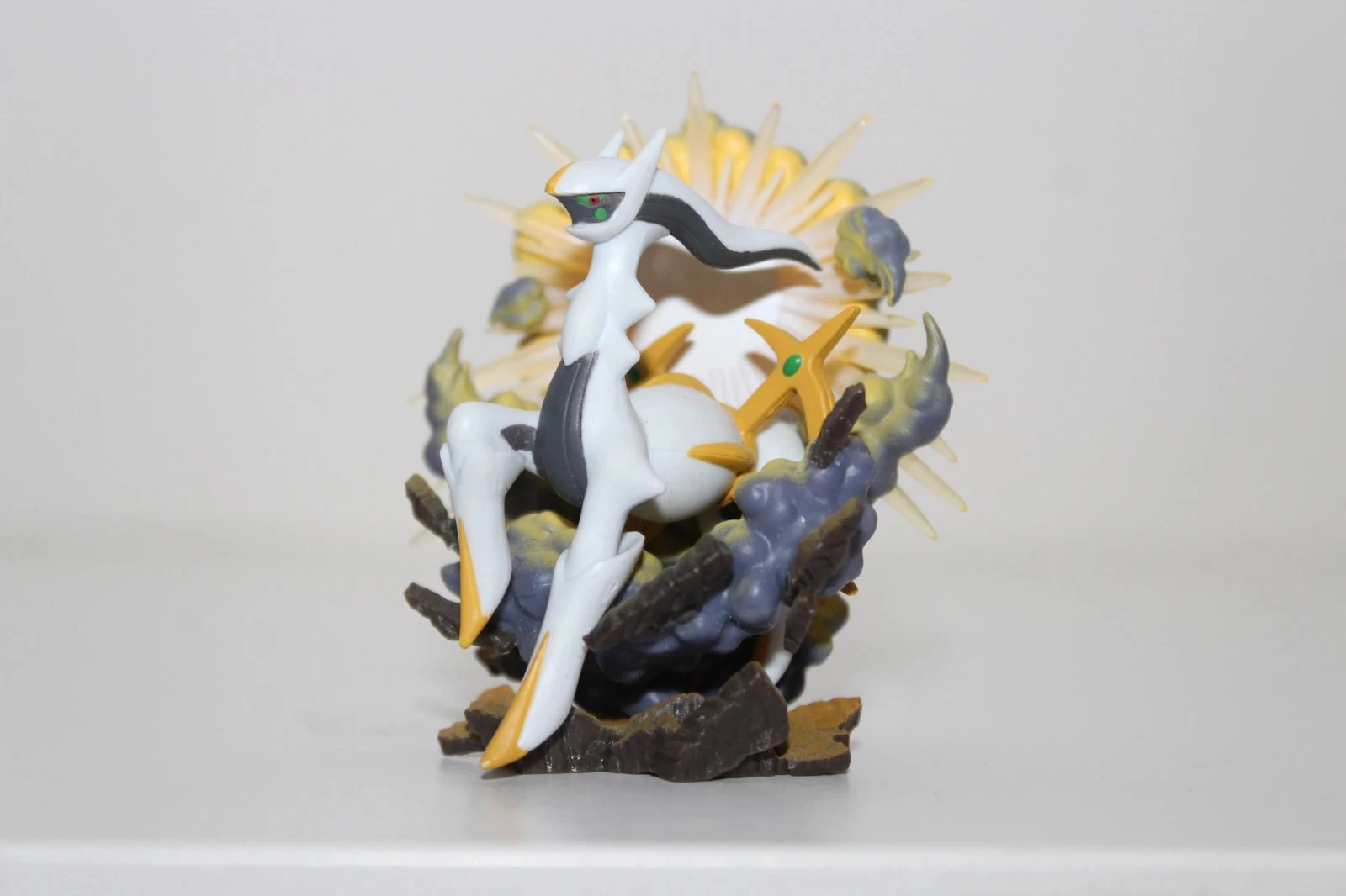 Figurine Arceus - Pokémon 2022
